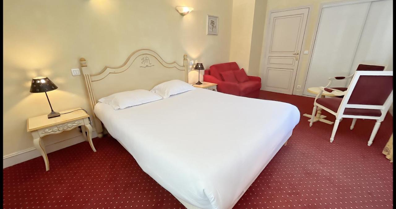 L'arena Hotel 3*