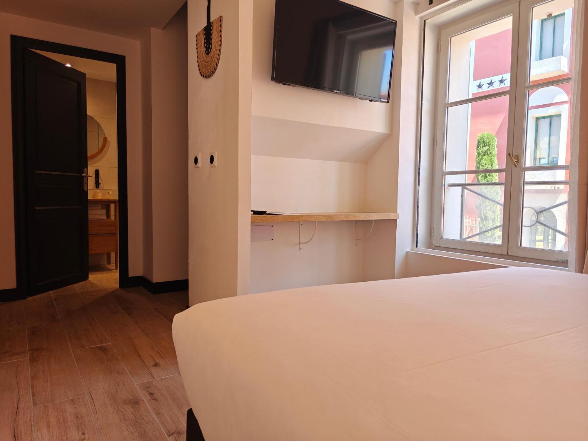 Hotel L'arena Fréjus